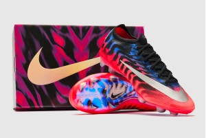 Футбольные бутсы Nike Mercurial Vapor 17 Elite SE FG IR0123-900