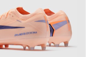 Футбольные бутсы Nike Air Zoom Mercurial Vapor 16 Elite AG-Pro IU3519-850