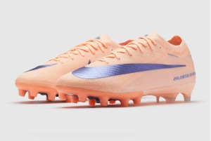 Футбольные бутсы Nike Air Zoom Mercurial Vapor 16 Elite AG-Pro IU3519-850