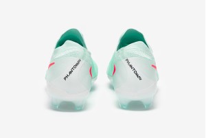 Футбольные бутсы Nike Phantom GX II Elite FG FJ2559-300