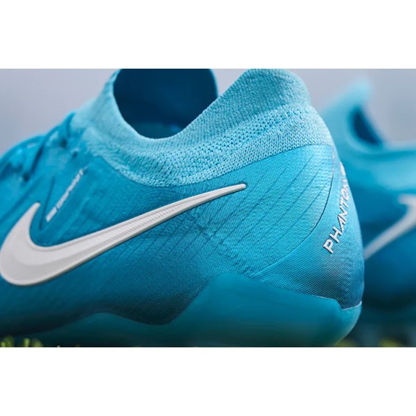 Футбольні бутси Nike Phantom GX II Elite FG FJ2559-400