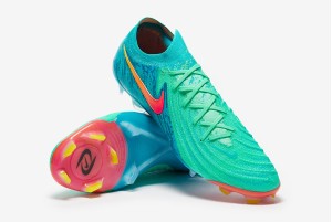 Футбольні бутси Nike Phantom GX II Elite FG FJ2560-300