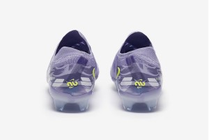 Детские футбольные бутсы Nike Phantom GX II Elite NU1 FG Junior HF1597-500