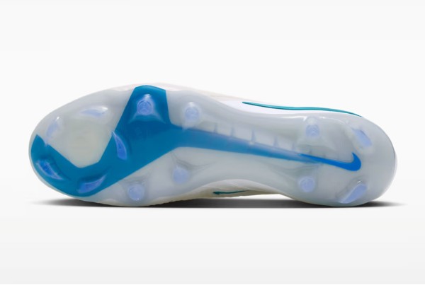 Футбольные бутсы Nike Phantom 6 Elite FG HJ2146-100