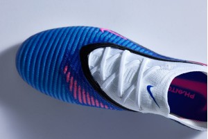 Футбольные бутсы Nike Phantom 6 Elite SG-Pro HV8988-446