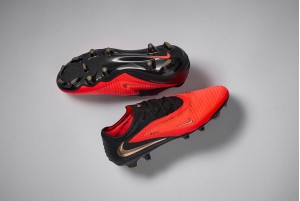 Футбольные бутсы Nike Phantom 6 Elite FG HJ2146-600