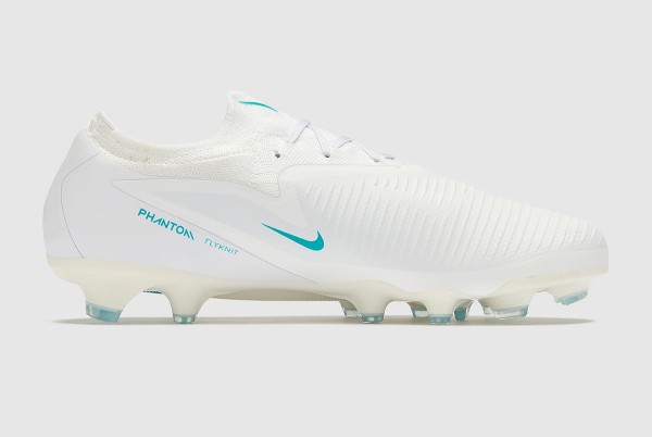 Футбольные бутсы Nike Phantom 6 Pro FG HJ4122-100