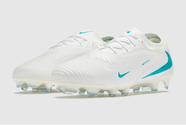 Футбольные бутсы Nike Phantom 6 Pro FG HJ4122-100