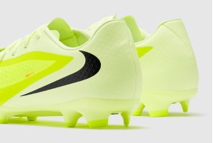 Футбольные бутсы Nike Phantom 6 Academy Low MG HJ4564-800