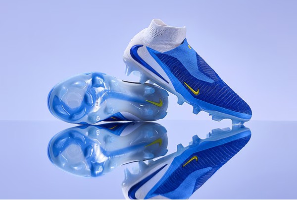 Футбольные бутсы Nike Phantom 6 Elite High FG HQ2328-400
