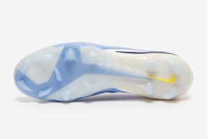 Футбольные бутсы Nike Phantom 6 Elite FG HQ2331-400