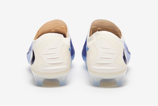 Футбольные бутсы Nike Phantom 6 Elite FG HQ2331-400