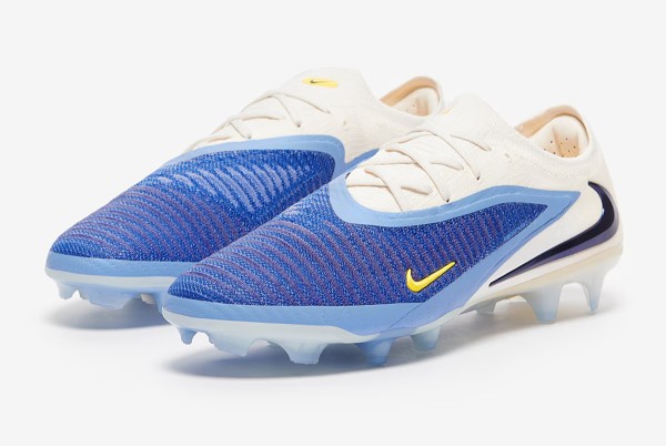 Футбольные бутсы Nike Phantom 6 Elite FG HQ2331-400