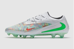 Футбольные бутсы Nike Phantom 6 Elite FG x EAFC HQ2333-900