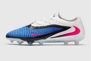 Футбольные бутсы Nike Phantom 6 Elite AG-Pro HQ2335-446