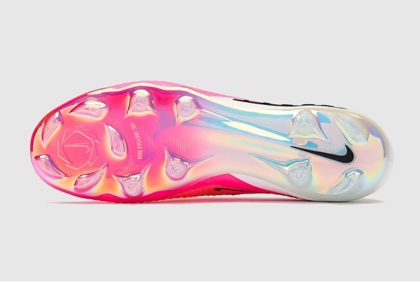 Футбольные бутсы Nike Phantom 6 Elite FG T IH1778-900