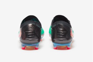 Футбольные бутсы Nike Phantom 6 Elite LE AG-Pro IH3862-001