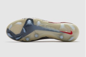 Футбольные бутсы Nike Phantom 6 Elite NU3 FG IO8444-661
