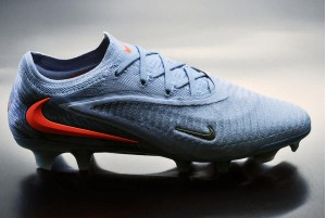 Футбольные бутсы Nike Phantom 6 Elite NU4 FG IQ7647-900