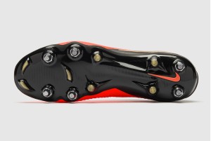 Футбольные бутсы Nike Phantom 6 Elite SG-Pro IU8552-600