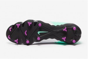 Футбольные бутсы Nike Phantom GX Academy DF MG DD9472-300