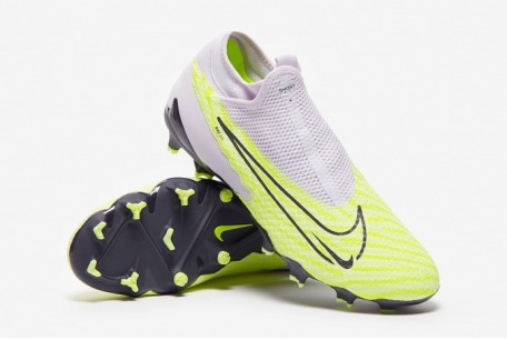 Футбольные бутсы Nike Phantom GX Academy DF MG DD9472-705