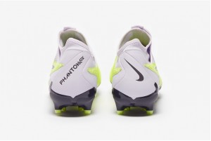 Футбольные бутсы Nike Phantom GX Academy DF MG DD9472-705