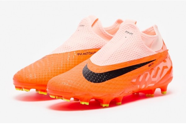 Футбольные бутсы Nike Phantom GX Academy DF NU MG DZ3481-800