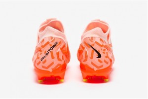 Футбольные бутсы Nike Phantom GX Academy DF NU MG DZ3481-800