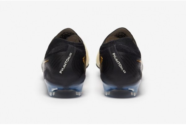Футбольные бутсы Nike Phantom GX II Elite AG-Pro FJ2554-100