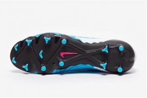Футбольные бутсы Nike Phantom GX Pro FG DD9463-446