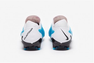 Футбольные бутсы Nike Phantom GX Pro FG DD9463-446
