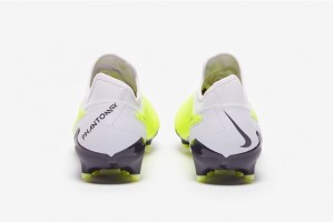 Футбольные бутсы Nike Phantom GX Pro FG DD9463-705