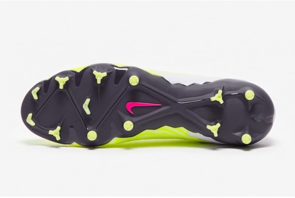 Футбольные бутсы Nike Phantom GX Pro FG DD9463-705