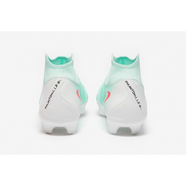 Футбольные бутсы Nike Phantom Luna II Academy MG FD6725-300