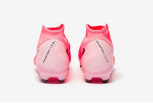 Футбольні бутси Nike Phantom Luna II Academy MG FD6725-600