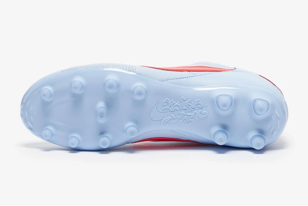 Футбольные бутсы Nike Premier III FG (КОЖА) HM0265-400
