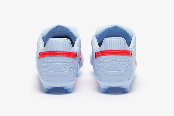 Футбольные бутсы Nike Premier III FG (КОЖА) HM0265-400