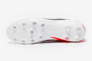 Футбольные бутсы Nike Premier III FG (КОЖА) HM0265-800