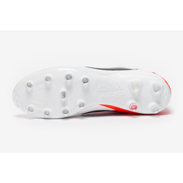 Футбольные бутсы Nike Premier III FG (КОЖА) HM0265-800