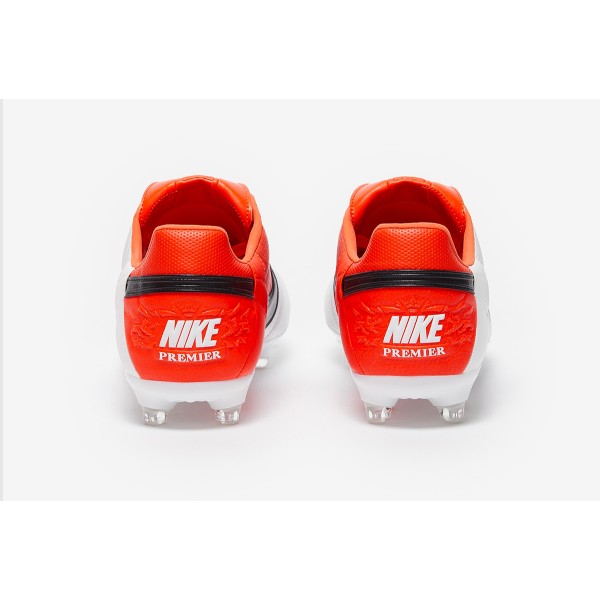 Футбольные бутсы Nike Premier III FG (КОЖА) HM0265-800