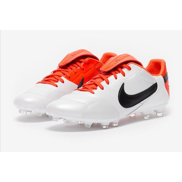 Футбольные бутсы Nike Premier III FG (КОЖА) HM0265-800