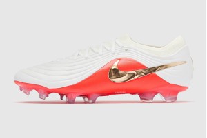 Футбольные бутсы Nike Tiempo Maestro Elite FG HQ3157-101