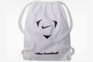 Футбольные бутсы Nike Tiempo Maestro Elite FG HQ3157-101