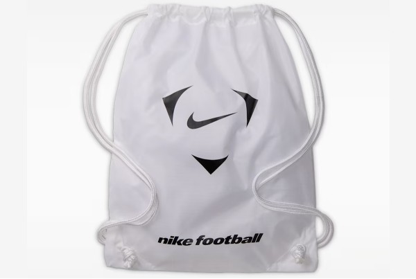 Футбольные бутсы Nike Tiempo Maestro Elite FG HQ3157-101