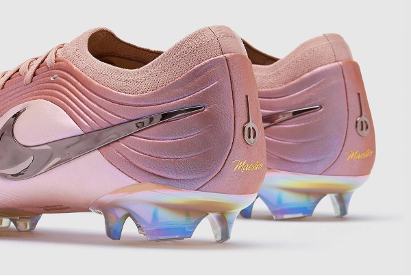 Футбольные бутсы Nike Tiempo Maestro Elite LE FG IF4127-960