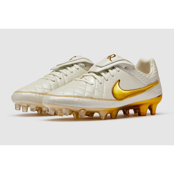 Футбольные бутсы Nike Tiempo Legend Regen SE FG IF4388-100