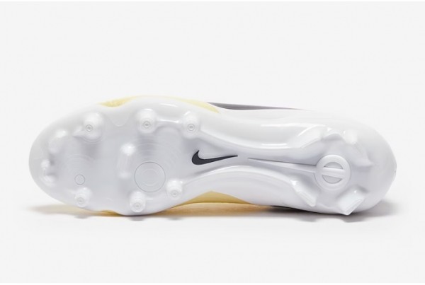 Футбольные бутсы Nike Tiempo Legend X Academy MG DV4337-700