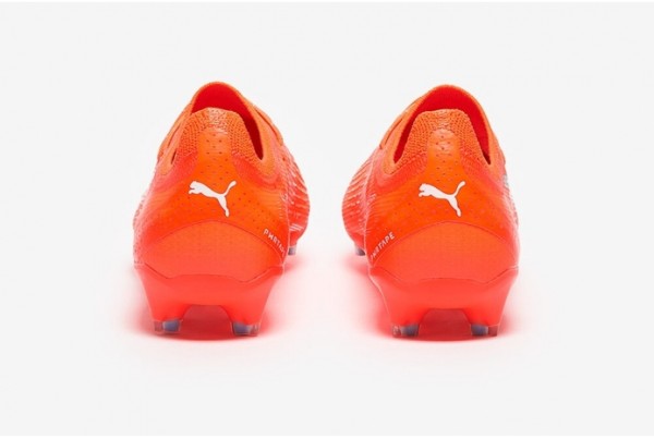 Футбольные бутсы Puma Ultra Ultimate FG/AG 107163-01