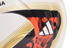 Футбольный мяч Adidas Torfabrik 26/27 League Junior 350g HY5058